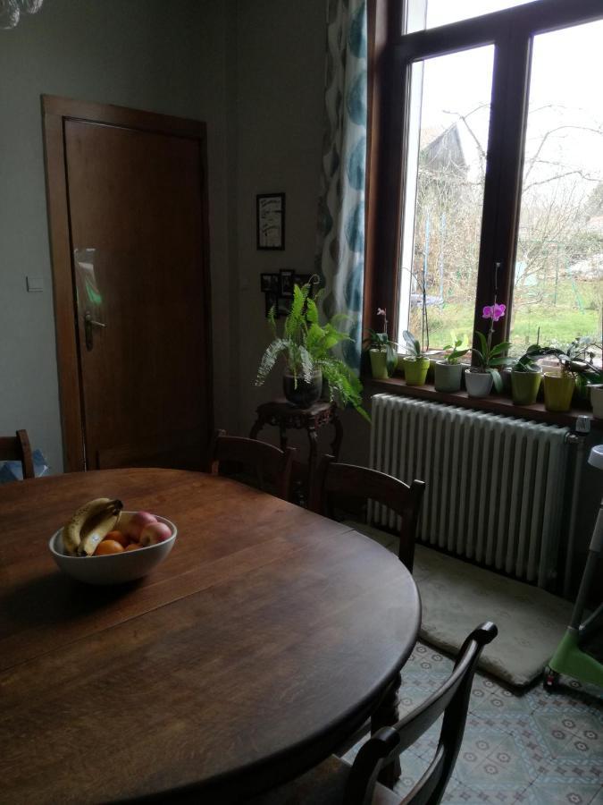 La Hestre B And B Comme Chez Soi מראה חיצוני תמונה
